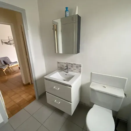 T3 Centre-ville La Roche-posay, Balcon, Wi-fi, Proximité Thermes Et Commerces - Fr-1-541-76 La Roche-Posay