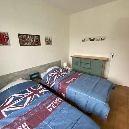 T3 Centre-ville La Roche-posay, Balcon, Wi-fi, Proximite Thermes Et Commerces - Fr-1-541-76 * La Roche-Posay